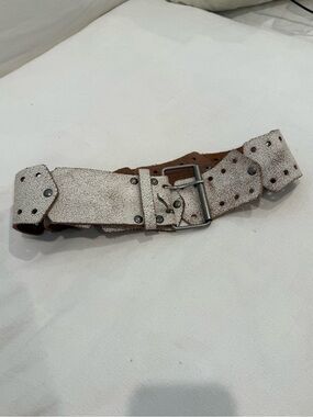 White Distressed Look Belt with Studs
